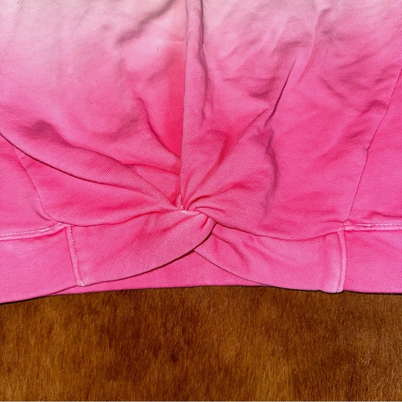 Gap Kids sweatshirts - Size 5 - Picture 7 of 9